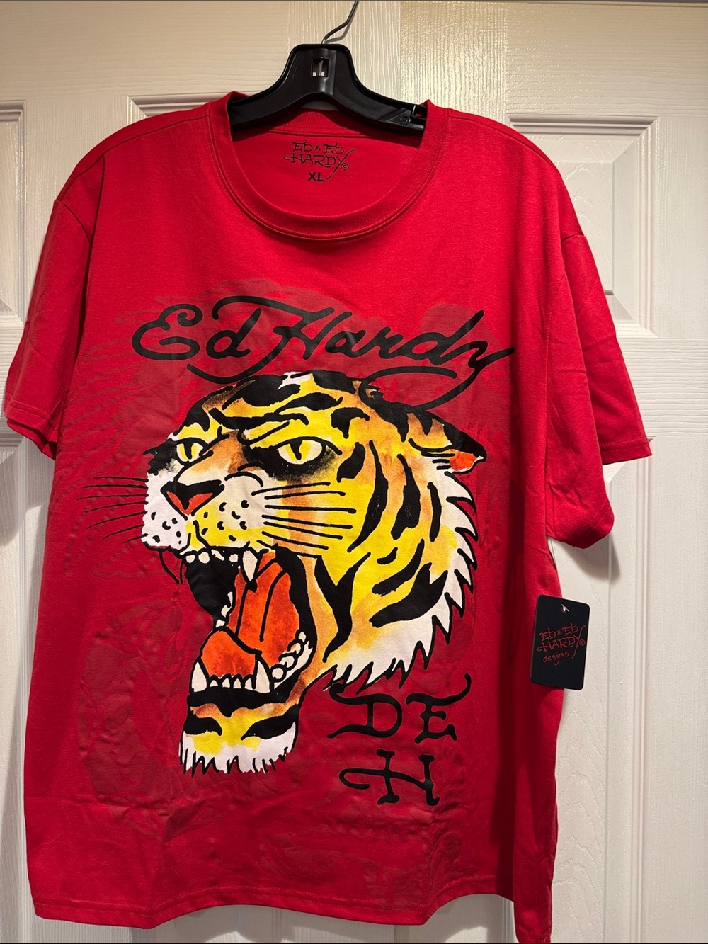 Ed Hardy Red Short-Sleeve Tiger Graphic Tee